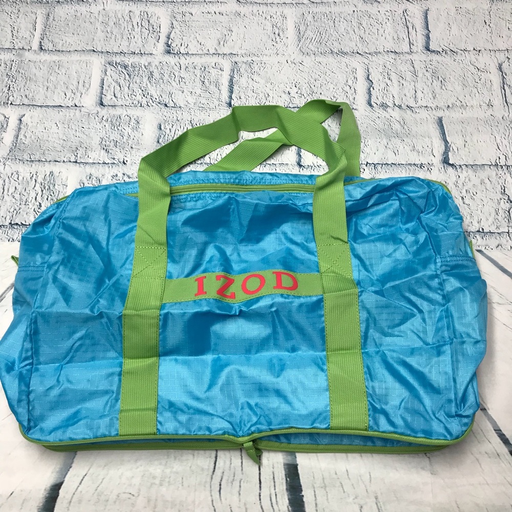 Izod Ripstop Packable Duffel Bag EUC